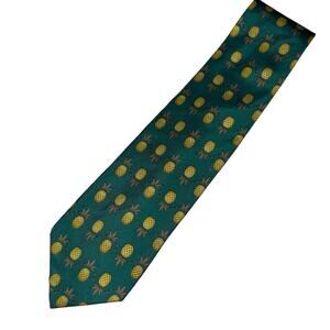 GAP 100% Silk Mens Tie Green with Pineapples Made in USA